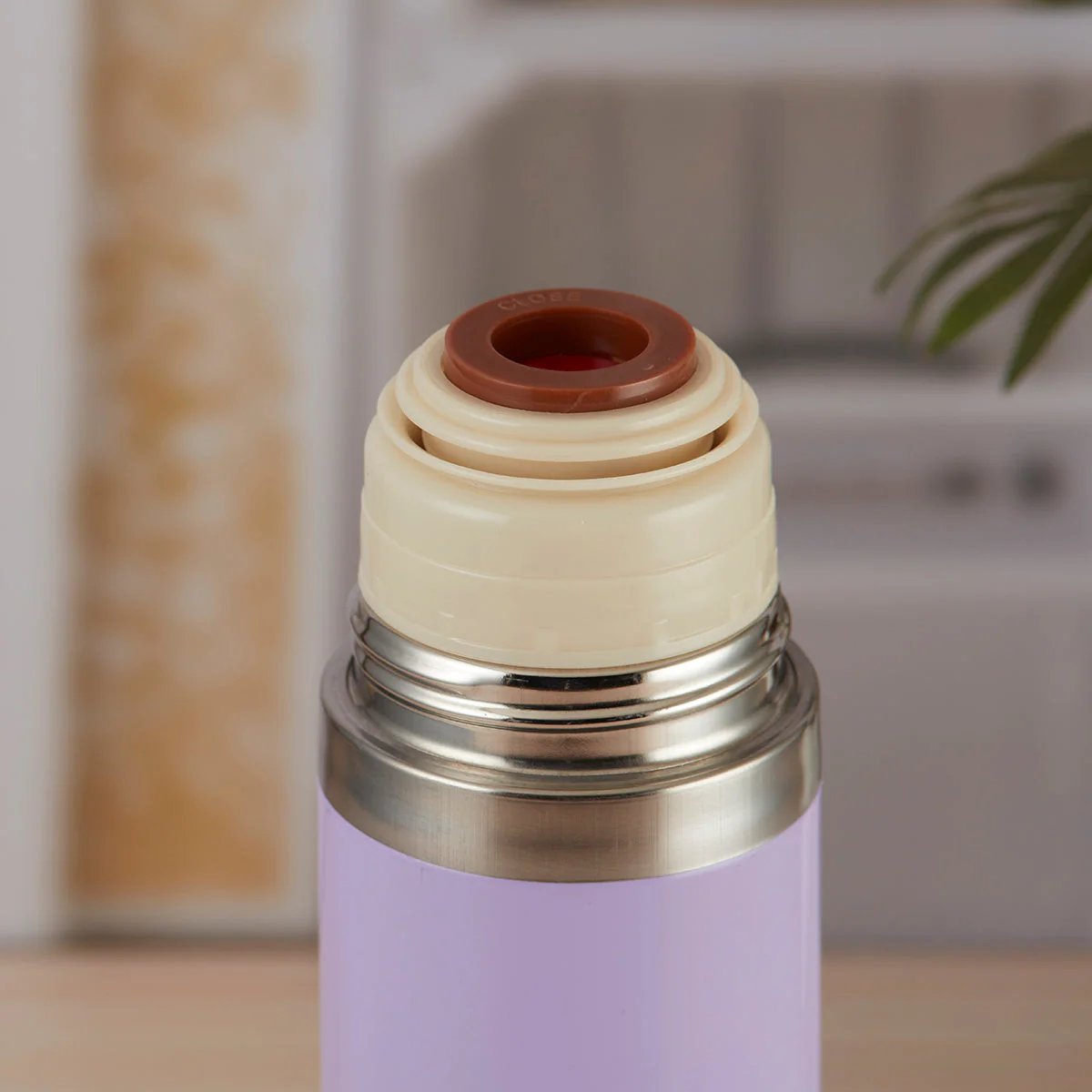 Stainless Steel Vacuum Insulated double wall Water Bottle for Home, Office, Travel and Sports, Leak - proof Lid for Hot and Cold liquids - 500ml (1682) - Image 4
